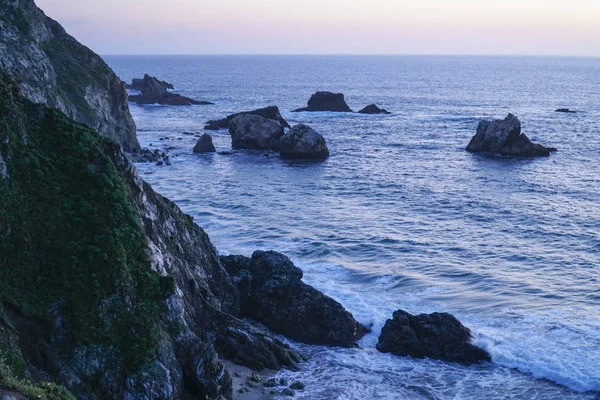 Incredibile vista sulla costa del Pacifico a Big Sur California — Foto Stock