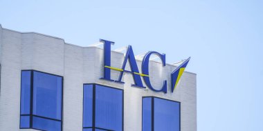 IAC Binası Sunset Blvd West Hollywood - Los Angeles - California - 20 Nisan 2017