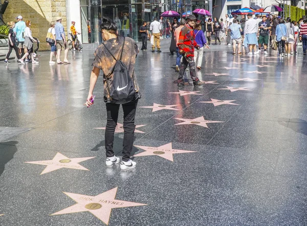 Chodníku slávy v Hollywoodu - Los Angeles - Kalifornie - 20. dubna 2017 — Stock fotografie