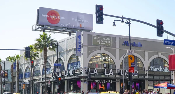 La La Land Souvenir shop in Hollywood - LOS ANGELES - CALIFORNIA - APRIL 20, 2017 — Stock Photo, Image