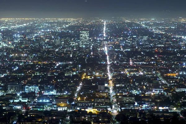 Las Luces de la Ciudad de Los Ángeles - hermosa vista aérea - LOS ÁNGELES - CALIFORNIA - 20 DE ABRIL DE 2017 — Foto de Stock