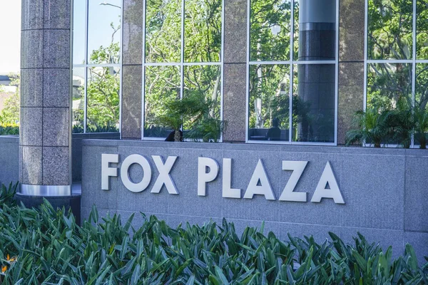 Fox Plaza Building em Los Angeles - LOS ANGELES - CALIFORNIA - 20 de abril de 2017 — Fotografia de Stock