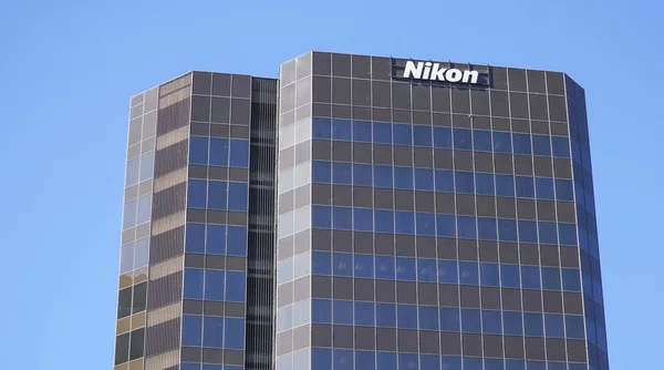 Nikon Company Building en Los Ángeles - LOS ÁNGELES - CALIFORNIA - 20 DE ABRIL DE 2017 — Foto de Stock