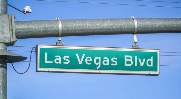 Las Vegas Blvd - The Strip - straat ondertekenen - Las Vegas - Nevada - 23 April 2017 — Stockfoto