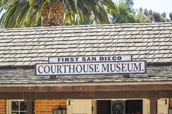 Első San Diego Court House Museum - San Diego - California - 2017. április 21. — Stock Fotó