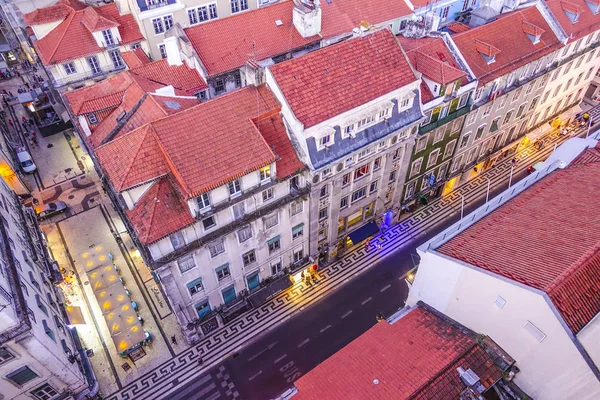 Widok z lotu ptaka na wyłączonej z ruchu kołowego ulicą Rua Augusta w Lizbona - Lizbona - Portugalia - 17 czerwca 2017 r. — Zdjęcie stockowe