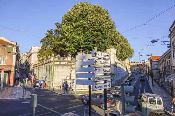 Sokak köşesinde Lizbon - Lizbon - Portekiz - 17 Haziran 2017