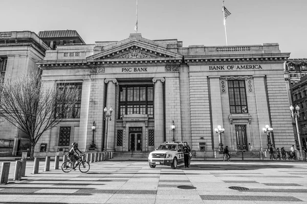 PNC Bank - The Bank of America in Washington - WASHINGTON - DISTRICT OF COLUMBIA - APRIL 9, 2017 — Stock Photo, Image