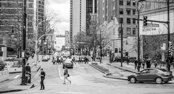 Street view in Vancouver - VANCOUVER - CANADA - APRIL 12, 2017 BW