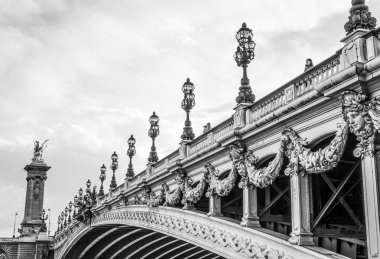 Paris şehri inanılmaz Alexandre III Köprüsü