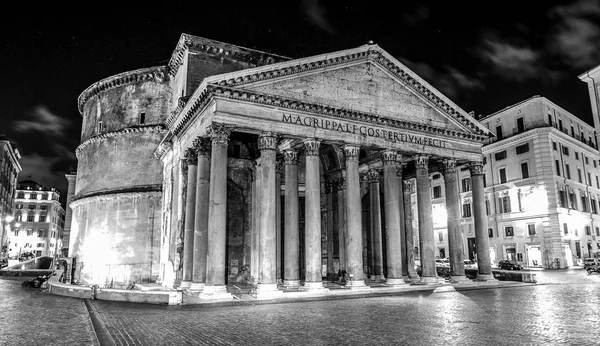 Pantheon - Roma'daki en eski Katolik Kilisesi — Stok fotoğraf