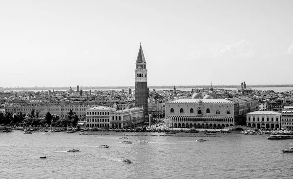 Luchtfoto uitzicht over de stad Venetië — Stockfoto
