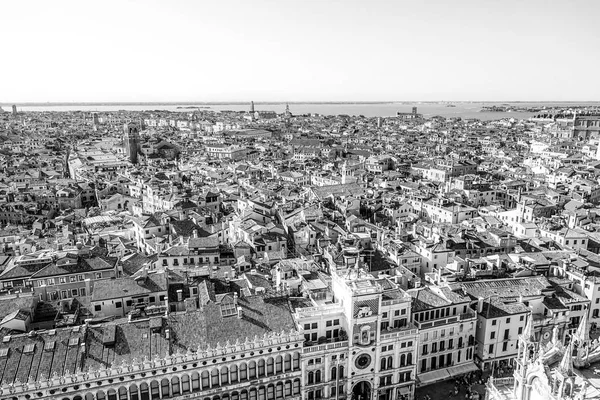 Venedik'in üzerinde şaşırtıcı havadan görünümü