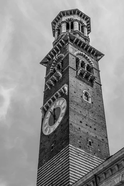 イタリア ヴェローナのタワー — ストック写真