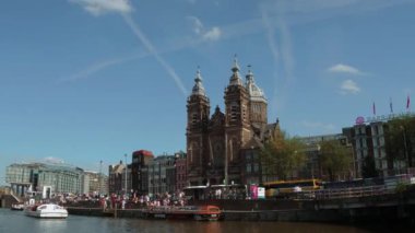 Aziz Nicolas Kilisesi, şehir merkezi Amsterdam