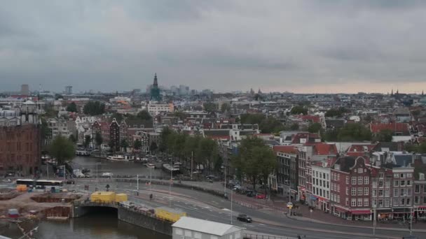 Удивительный вид с воздуха на центр Амстердама — стоковое видео