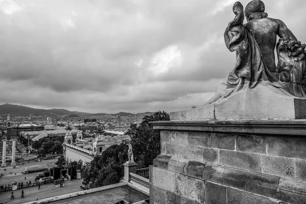 Schöner blick vom mnac nationalpalast über barcelona — Stockfoto