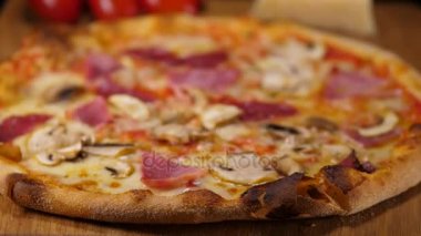 İtalyan pizza - fırından taze