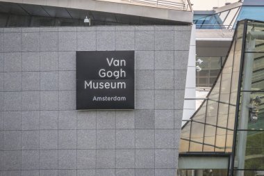 Van Gogh Müzesi Museum Square Amsterdam - Amsterdam - Hollanda - 20 Temmuz 2017