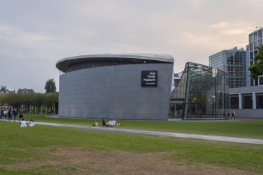 Amsterdam - Van Gogh Müzesi - Amsterdam - Hollanda - 20 Temmuz 2017 Museum Quarter, müzeler
