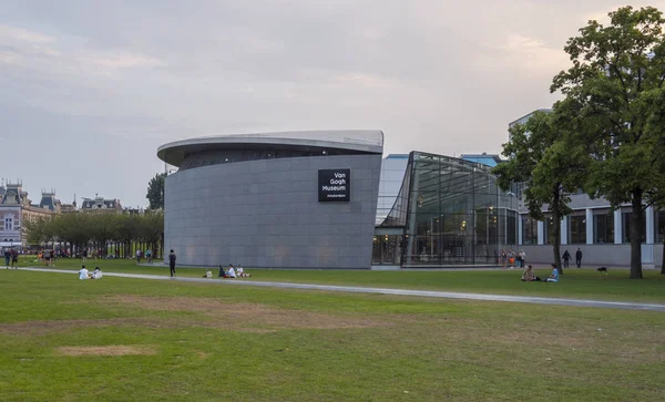 Ünlü Van Gogh Müzesi Amsterdam - Amsterdam - Hollanda - 20 Temmuz 2017