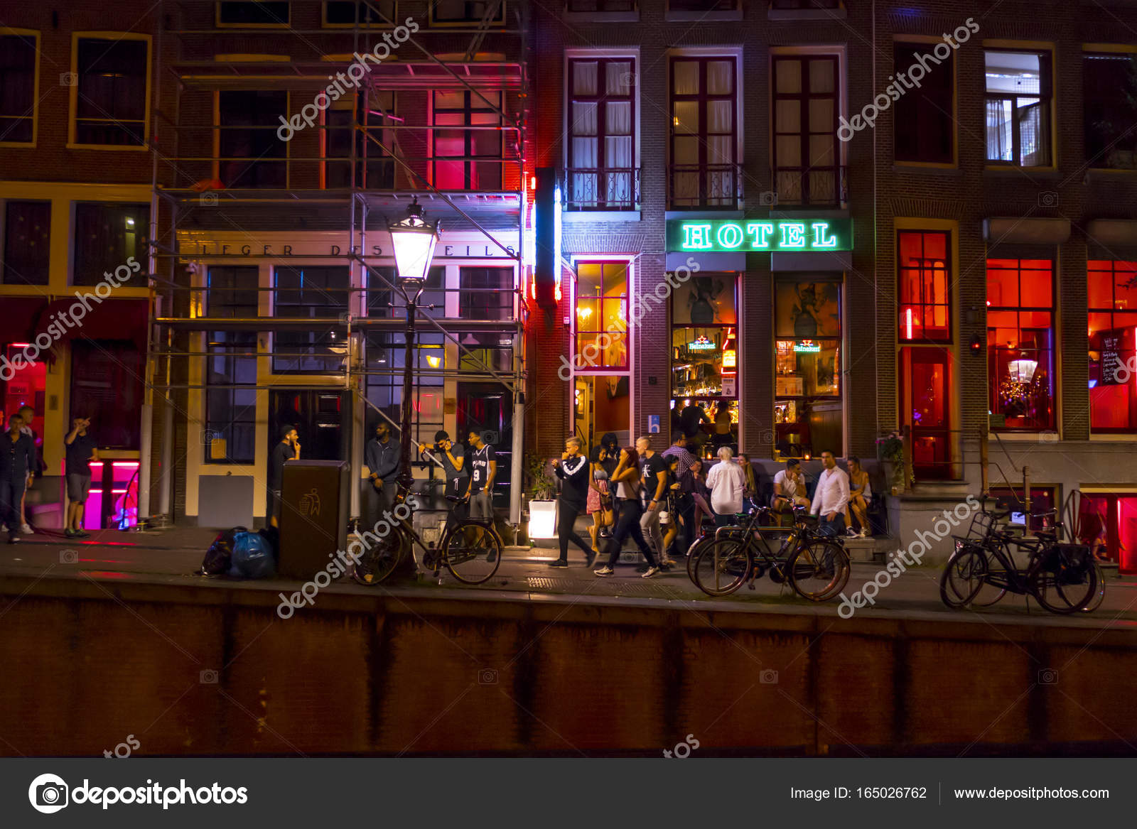 El barrio rojo famoso de Amsterdam - Amsterdam - Holanda - 20 de julio
