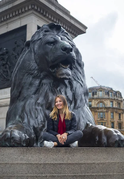 Lejonen vid Trafalgar Square London — Stockfoto