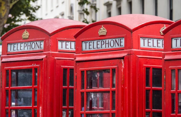 Londra - güzel Simgesel Yapı ünlü kırmızı telefon kulübesi