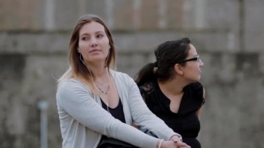 Londra'ya bir gezi genç güzel kadın