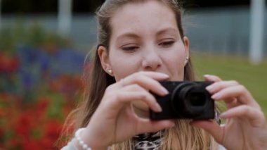 Bir turistik gezi fotoğraf çekmek