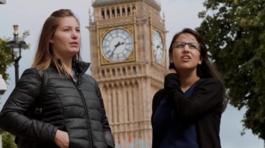 Londra - Şehir gezisi iki kız arkadaşım