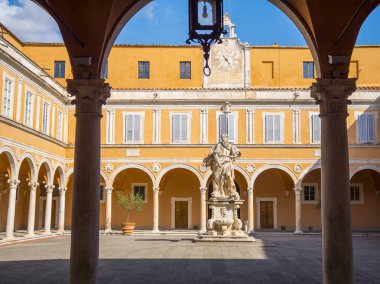 Güzel kare de Pisa Arcivescovado Sarayı