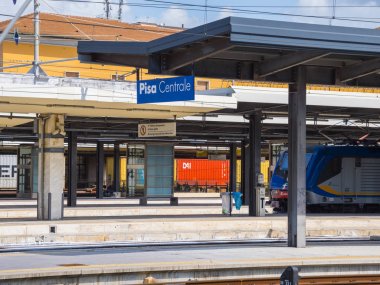Pisa Merkez İstasyonu Pisa Centrale - Pisa İtalya - denilen 13 Eylül 2017
