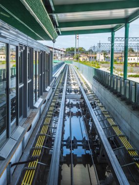 Pisamover parça ve havaalanında - Pisa İtalya - 13 Eylül 2017 yatılı terminal