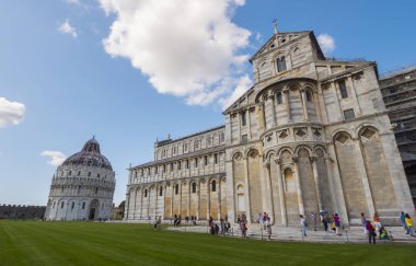 Pisa Cathedral Miracoli Meydanı - Pisa İtalya - 13 Eylül 2017