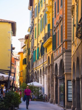 Renkli tarihi bölgesindeki Pisa - Pisa İtalya - 13 Eylül 2017