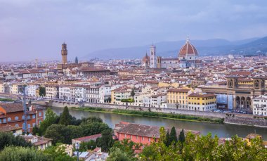Piazzale Michelangelo Floransa Michelangelo Meydanı'na üzerinden panoramik görünüm adı