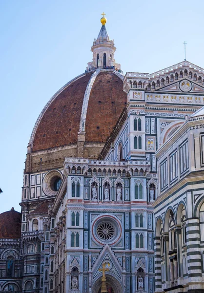 Santa Maria del Fiore Floransa Duomo Meydanı - şehrin en büyük cazibe Katedrali