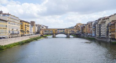 Floransa şehir Arno Nehri