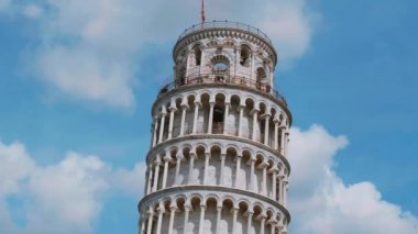Ünlü Pisa Kulesi - Toskana bölgesindeki önemli dönüm noktası