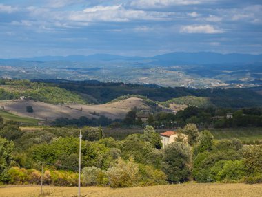 Harika bir gün İtalya Tuscany'de üzerinden harika panoramik görünüm