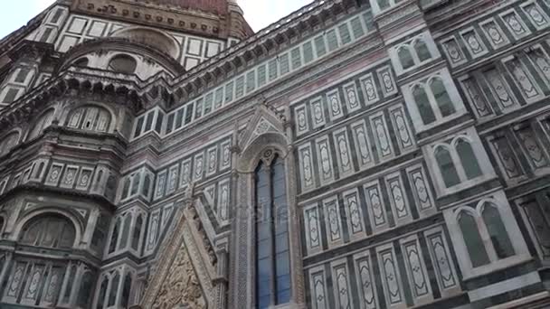Kathedraal van Santa Maria del Fiore in Florence op Duomo Square - grootste attractie in de stad - Tuscany — Stockvideo