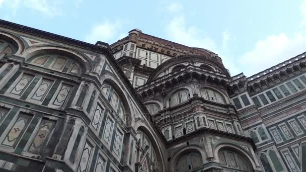 Catedral de Santa Maria del Fiore em Florença na Praça Duomo - maior atração da cidade - Toscana — Vídeo de Stock