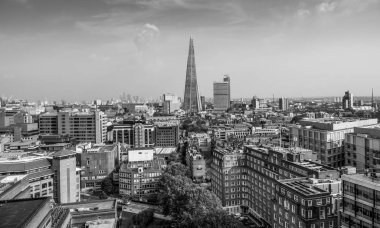 Londra üzerinden geniş açı havadan görünümü