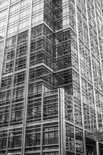 Modern ve şaşırtıcı mimari Canary Wharf Londra - Londra - İngiltere - 19 Eylül 2016