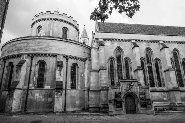 A famosa Igreja do Templo na Cidade de Londres - LONDRES - GRANDE BRETANHA - 19 DE SETEMBRO DE 2016 — Fotografia de Stock