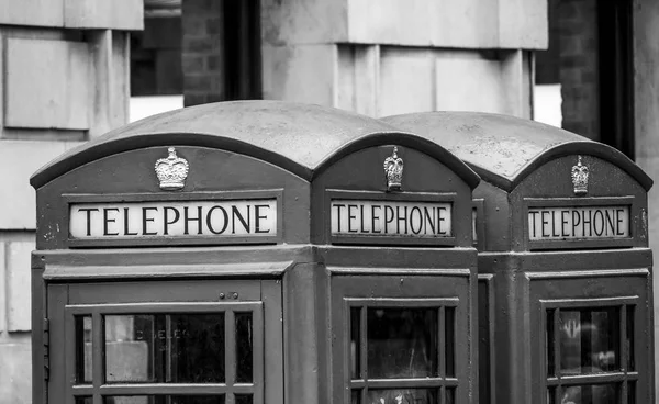 London Phone Booth at Covent Garden - LONDON - GREAT BRITAIN - SEPTEMBER 19, 2016 — Stock Photo, Image