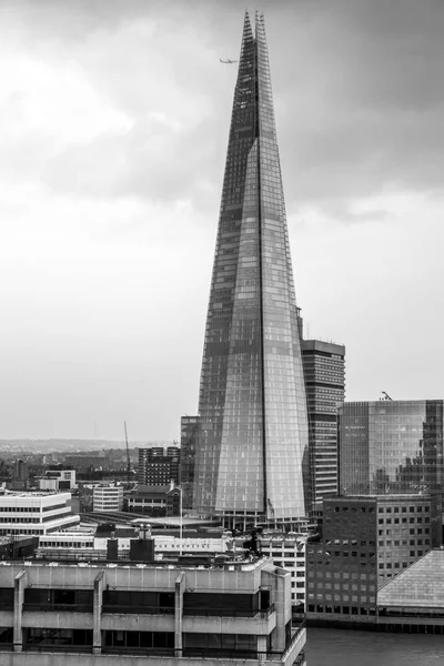 Niesamowite wieża Shard London - London - Wielkiej Brytanii - 19 września 2016 r. — Zdjęcie stockowe