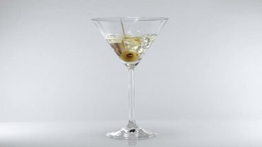 Votka martini - faous bir İngiliz ajanı tarafından klasik bir kokteyl tercih