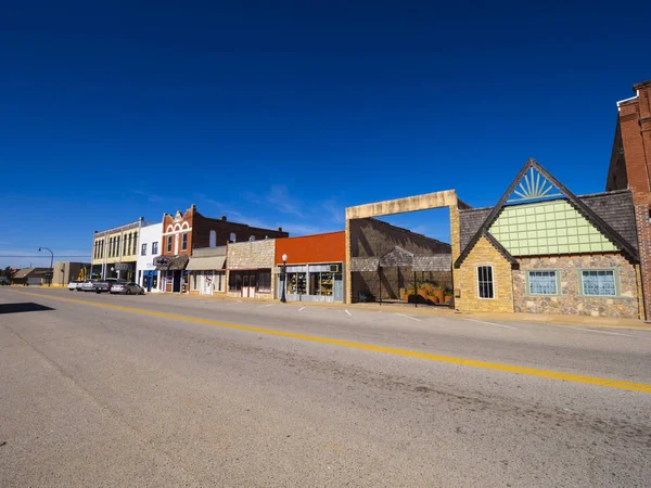 O belo centro da cidade de Stroud - uma pequena cidade em Oklahoma — Fotografia de Stock